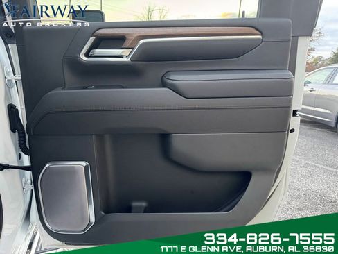 Used 2024 Chevrolet Silverado 2500 High Country w/ High Country Premium Package AWD/4WD image 31