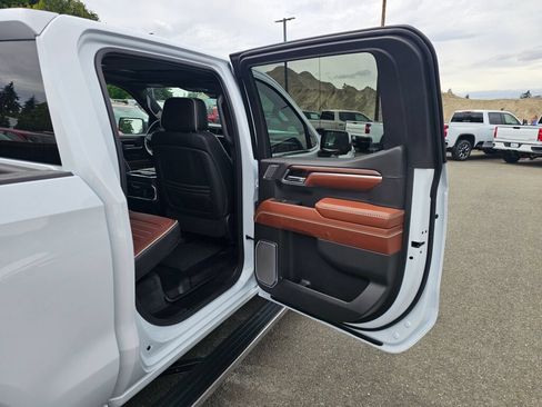 Used 2026 GMC Sierra 1500 Denali Ultimate AWD/4WD image 28