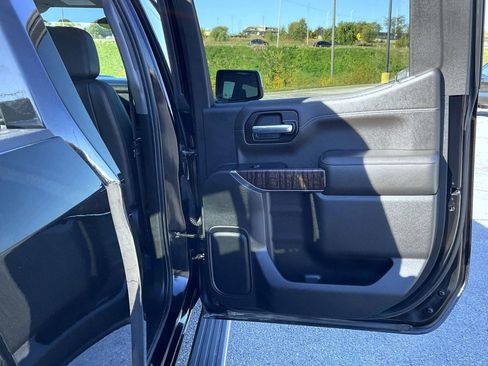 Used 2019 GMC Sierra 1500 Denali w/ Denali Ultimate Package image 17