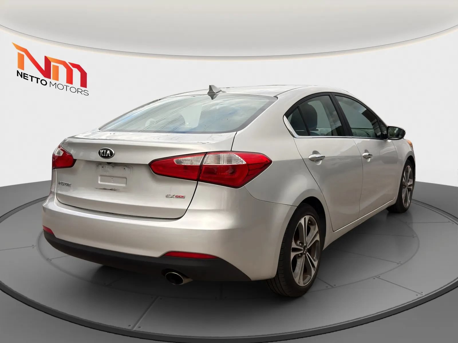 Used 2015 Kia Forte EX w/ Premium Package FWD image 5