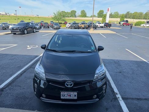 Used 2013 Toyota Prius Five FWD image 8