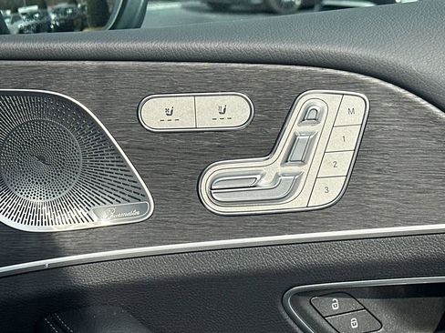 New 2026 Mercedes-Benz GLS 450 4MATIC image 16