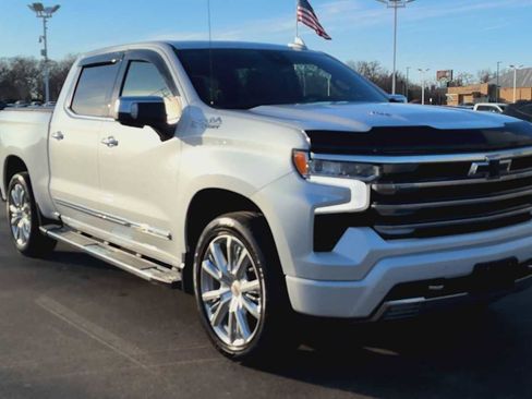 Certified 2023 Chevrolet Silverado 1500 High Country image 8