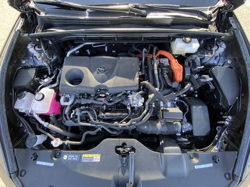 Used 2023 Toyota Crown XLE AWD/4WD image 24