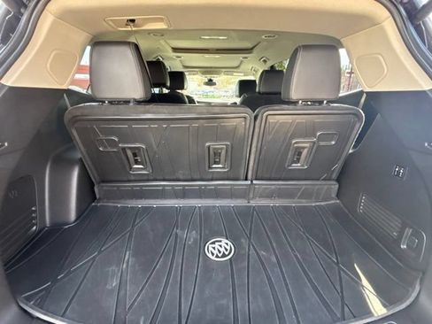 Used 2020 Buick Enclave Avenir w/ Avenir Technology Package AWD/4WD image 24