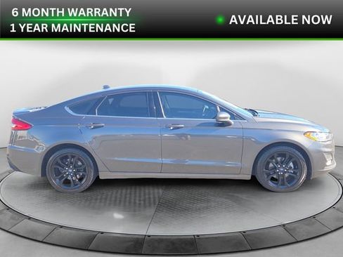 Used 2019 Ford Fusion SE w/ Equipment Group 151A image 6