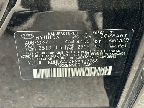 Used 2025 Hyundai Sonata SEL FWD image 33