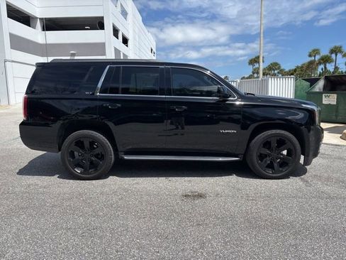 Used 2020 GMC Yukon SLT image 2