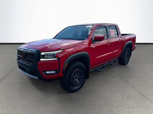Certified 2025 Nissan Frontier PRO-4X AWD/4WD image 3