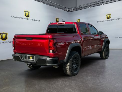 Used 2025 Chevrolet Colorado Trail Boss AWD/4WD image 5