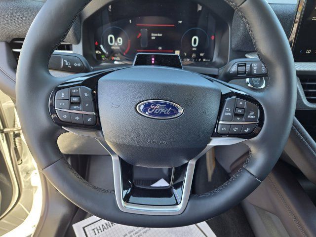 New 2026 Ford Explorer Platinum RWD image 17
