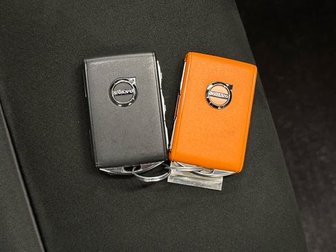 Used 2023 Volvo C40 P8 Recharge Plus image 38