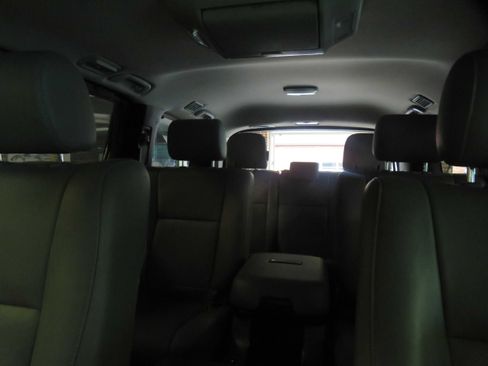 Used 2018 Toyota Sequoia Platinum AWD/4WD image 56