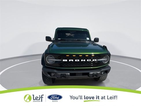 Used 2023 Ford Bronco Wildtrak image 7