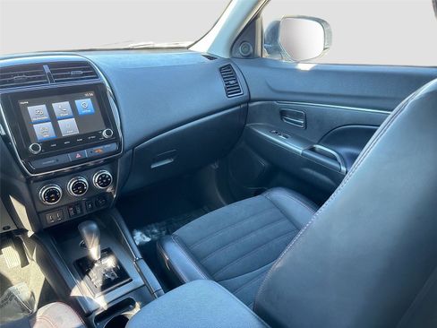 Used 2024 Mitsubishi Outlander Sport ES image 25