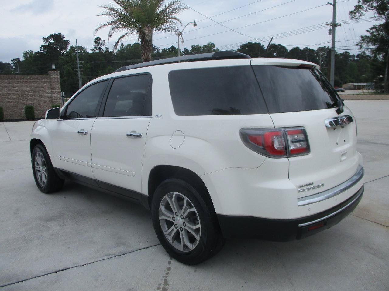 Used 2014 GMC Acadia SLT FWD image 3