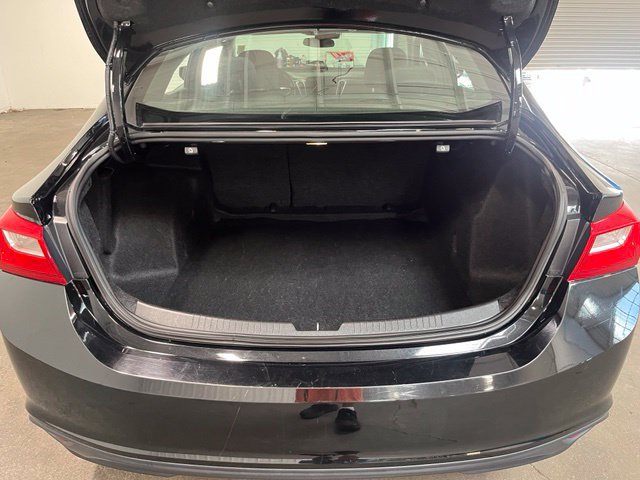 Used 2023 Chevrolet Malibu LT FWD image 17