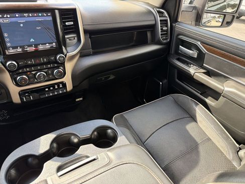 Used 2024 RAM 2500 Laramie w/ Safety Group AWD/4WD image 30