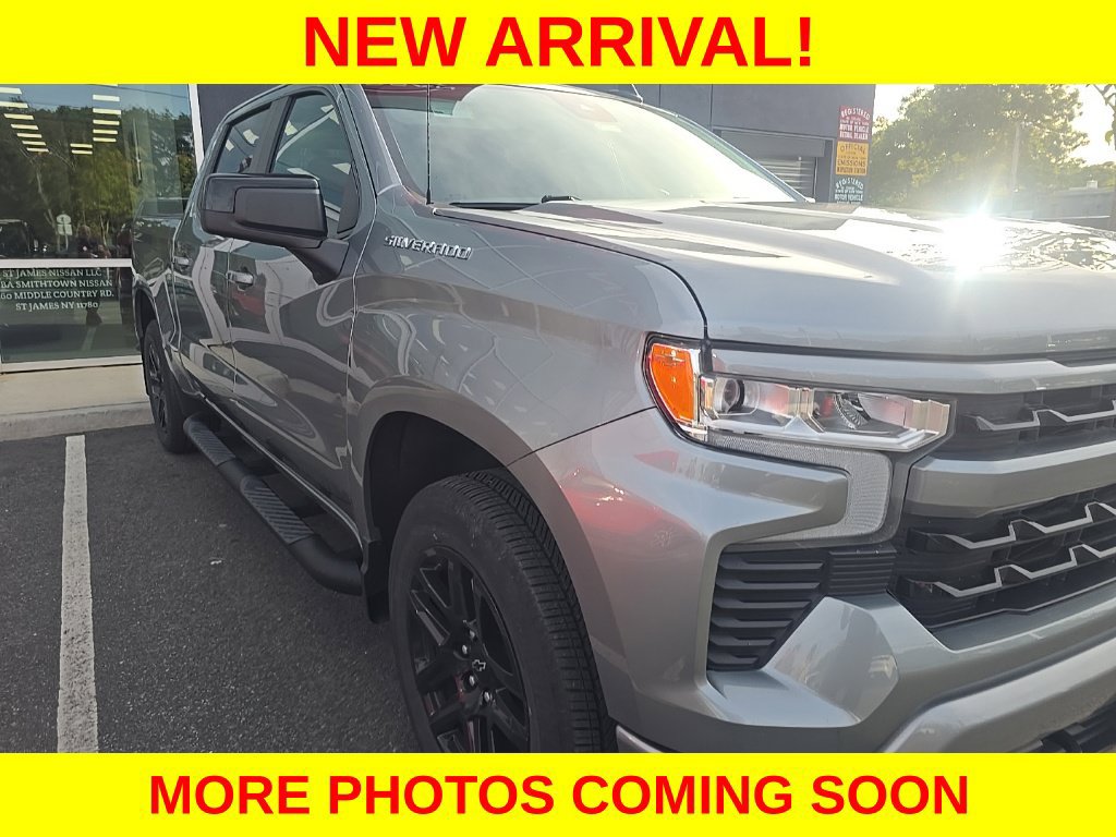 Used 2023 Chevrolet Silverado 1500 RST w/ Protection Package AWD/4WD image 2