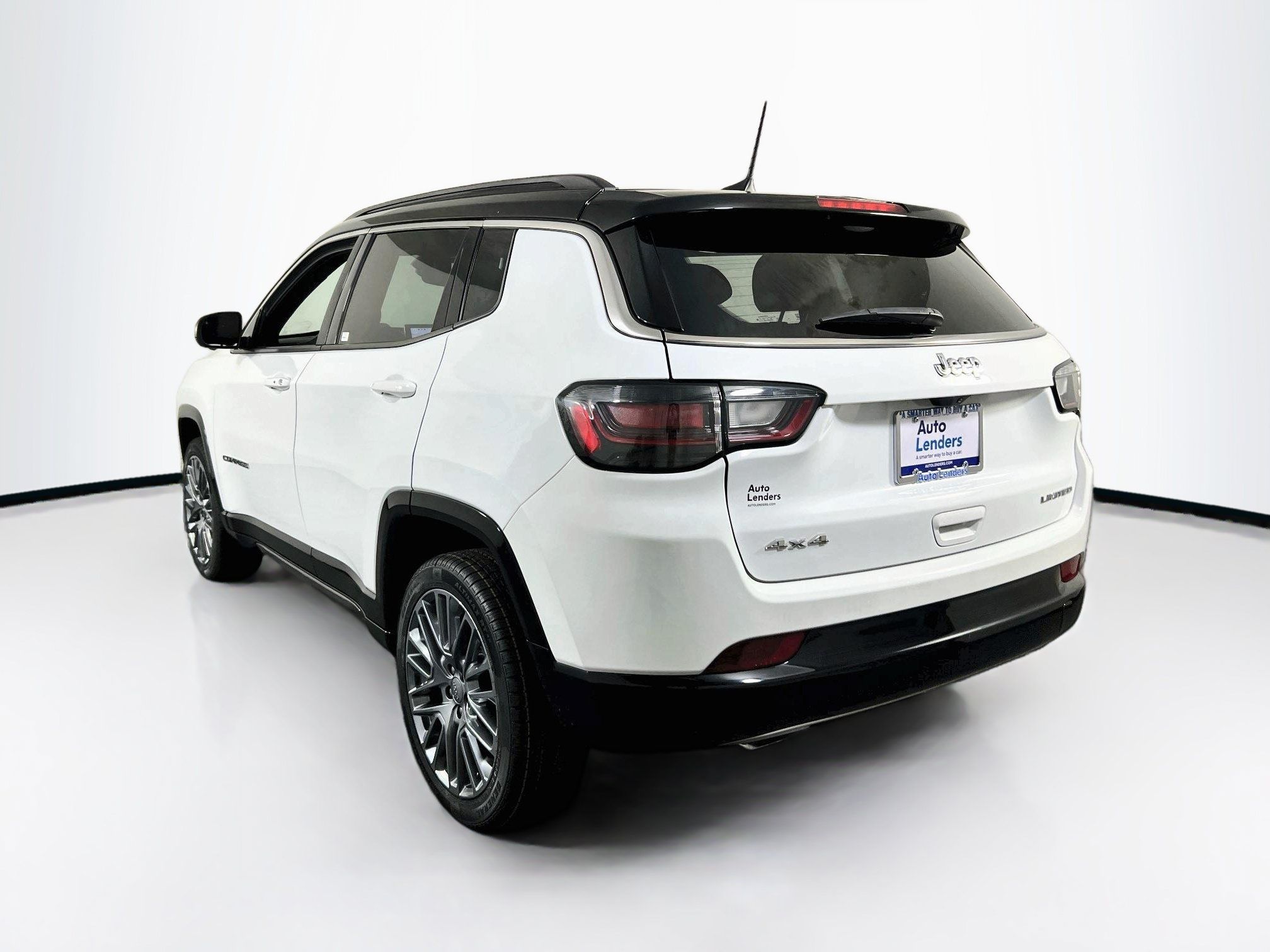 Used 2023 Jeep Compass Limited w/ Elite Group AWD/4WD image 6