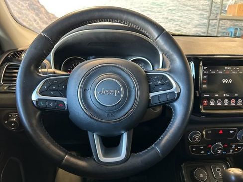 Used 2019 Jeep Compass Limited AWD/4WD image 11