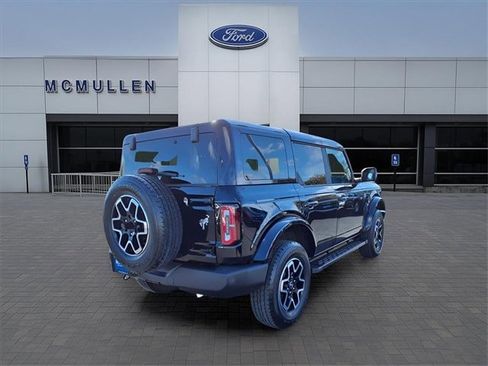 Certified 2024 Ford Bronco Outer Banks image 5