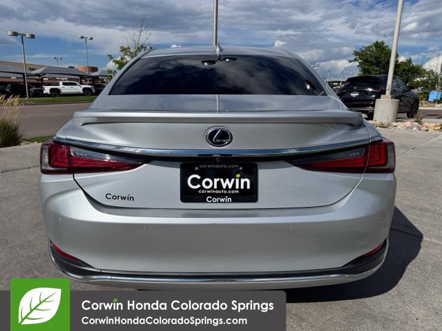 Used 2019 Lexus ES 300h FWD image 8