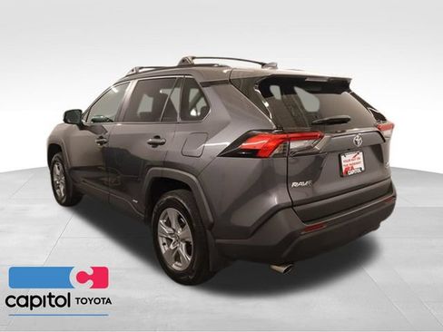 Certified 2025 Toyota RAV4 XLE AWD/4WD image 5