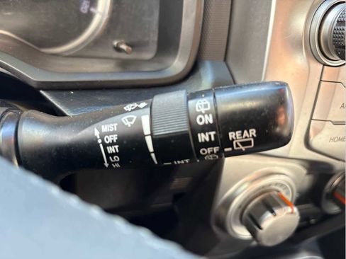 Used 2016 Toyota 4Runner SR5 image 28