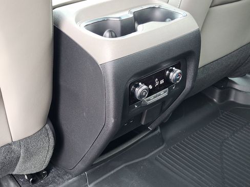 New 2026 GMC Acadia Elevation w/ Elevation Premium Package image 34