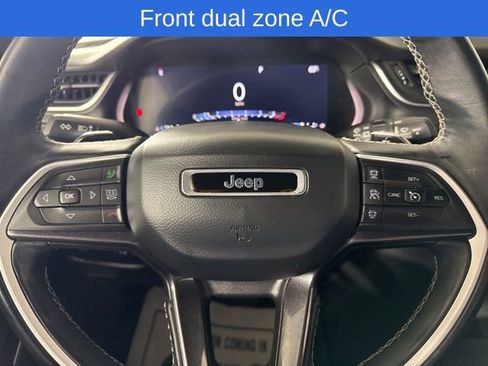 Used 2021 Jeep Grand Cherokee L Laredo image 17