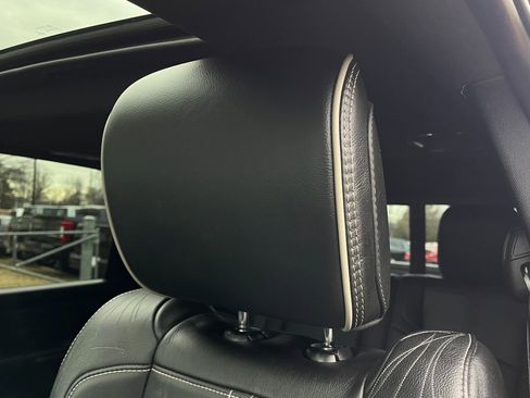 Used 2023 RAM 3500 Limited image 27