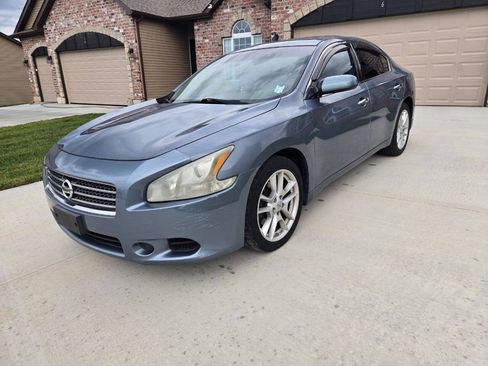 Used 2011 Nissan Maxima 3.5 S FWD image 2
