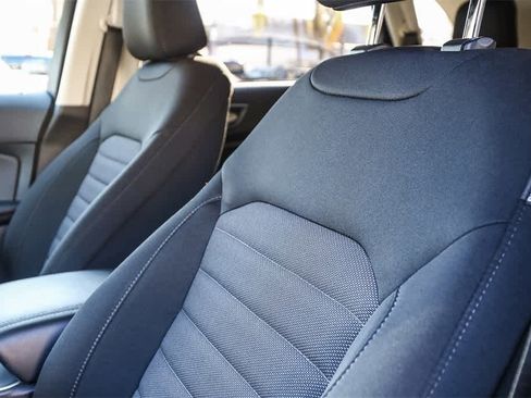 Used 2023 Ford Edge SE w/ Black Appearance Package image 23