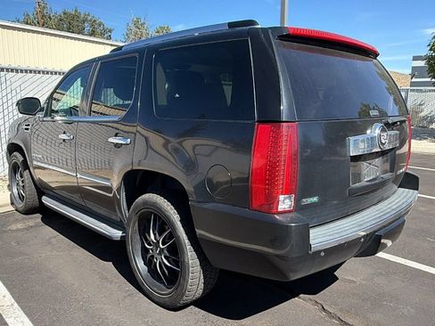 Used 2011 Cadillac Escalade AWD w/ Touring Package image 3