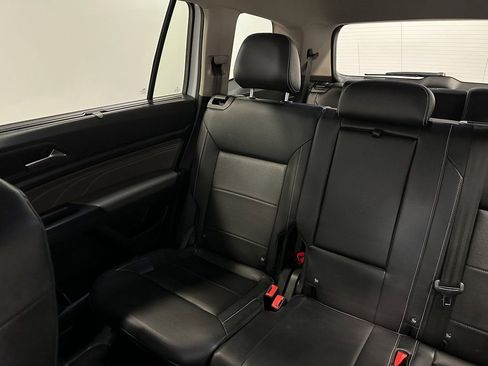 Used 2021 Volkswagen Atlas SE image 20