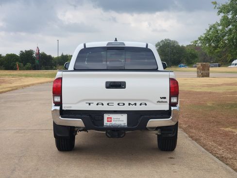 Used 2023 Toyota Tacoma SR5 RWD image 8