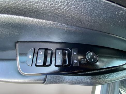 Used 2023 Kia Sportage EX image 17