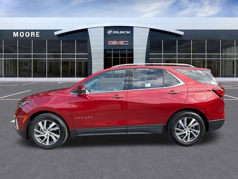 Used 2023 Chevrolet Equinox Premier image 7