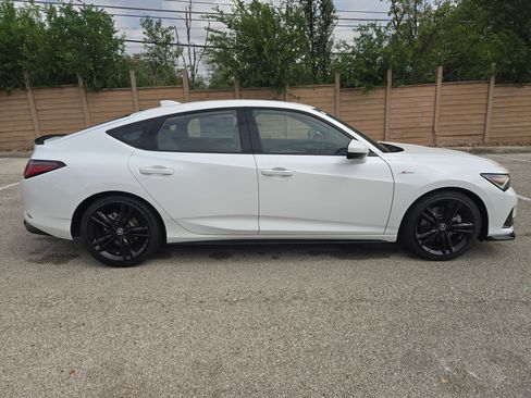 New 2026 Acura Integra A-Spec FWD image 3