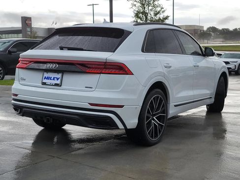 Used 2019 Audi Q8 Prestige w/ Adaptive Chassis Package AWD/4WD image 5