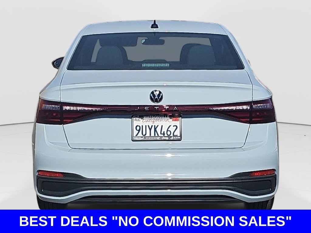 Used 2025 Volkswagen Jetta Sport FWD image 4
