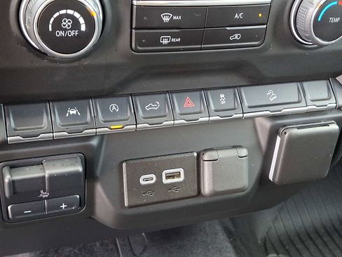 Used 2024 Chevrolet Silverado 1500 Custom Trail Boss image 24