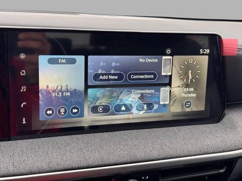 Certified 2025 Nissan Kicks SV w/ Illumination Package image 6