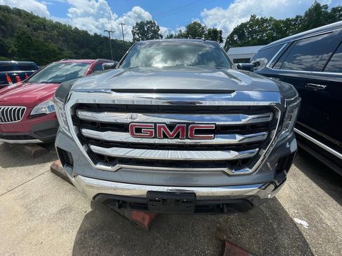 Used 2020 GMC Sierra 1500 SLE w/ SLE Value Package AWD/4WD image 2