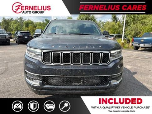 Used 2022 Jeep Wagoneer Series I AWD/4WD image 7