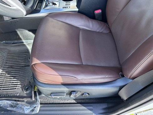 Used 2023 Toyota 4Runner Limited image 23