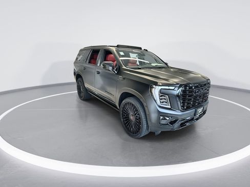 New 2026 GMC Yukon Denali w/ Sun & Power Step Package RWD image 2