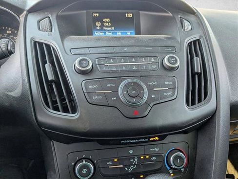 Used 2018 Ford Focus SE image 13