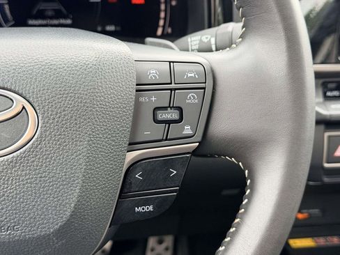 Certified 2025 Toyota Camry SE w/ Convenience Package FWD image 24